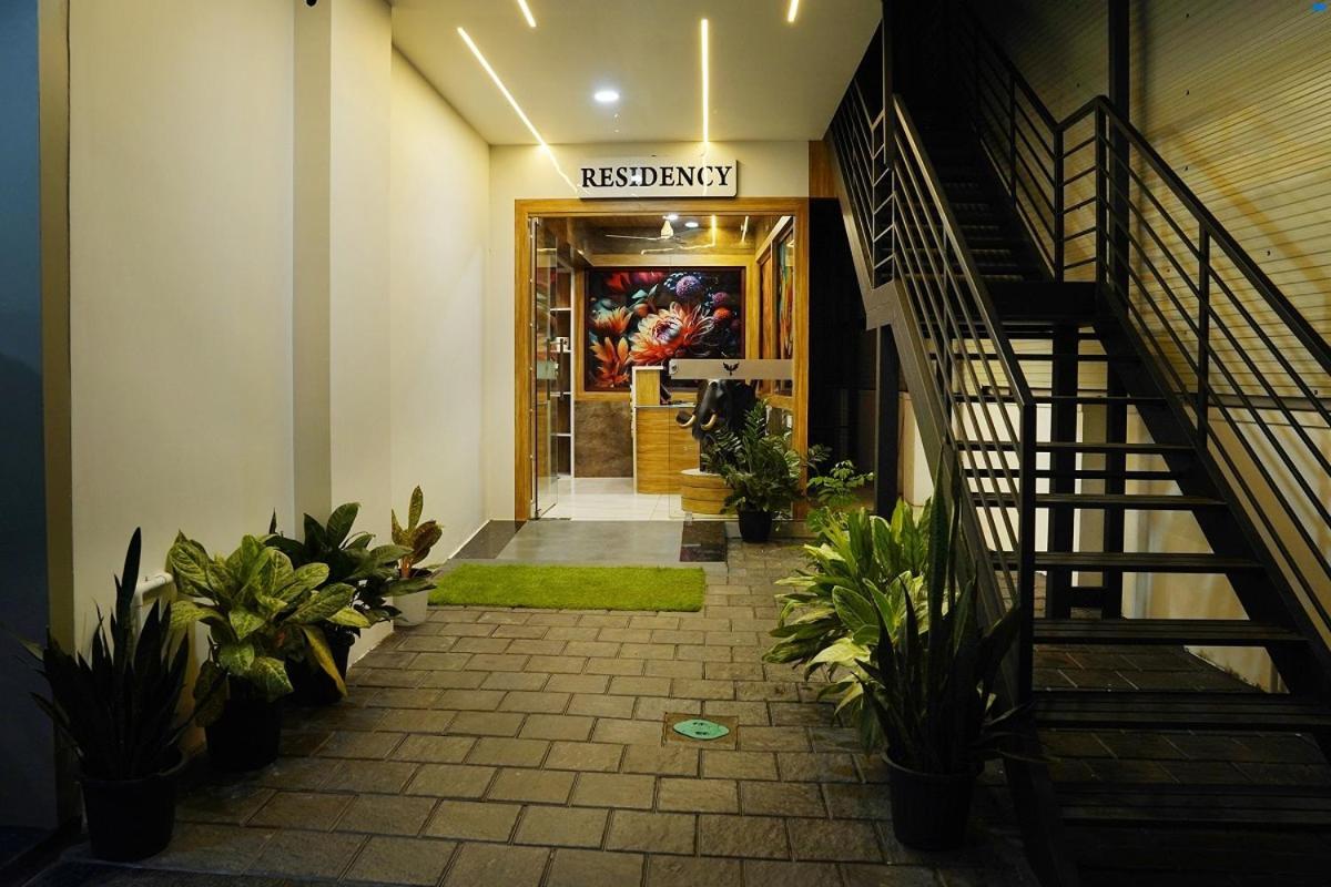Universal Residency Perumpavur Exterior photo